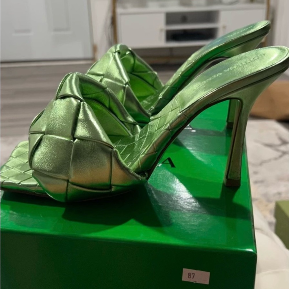 Women’s Bottega Veneta